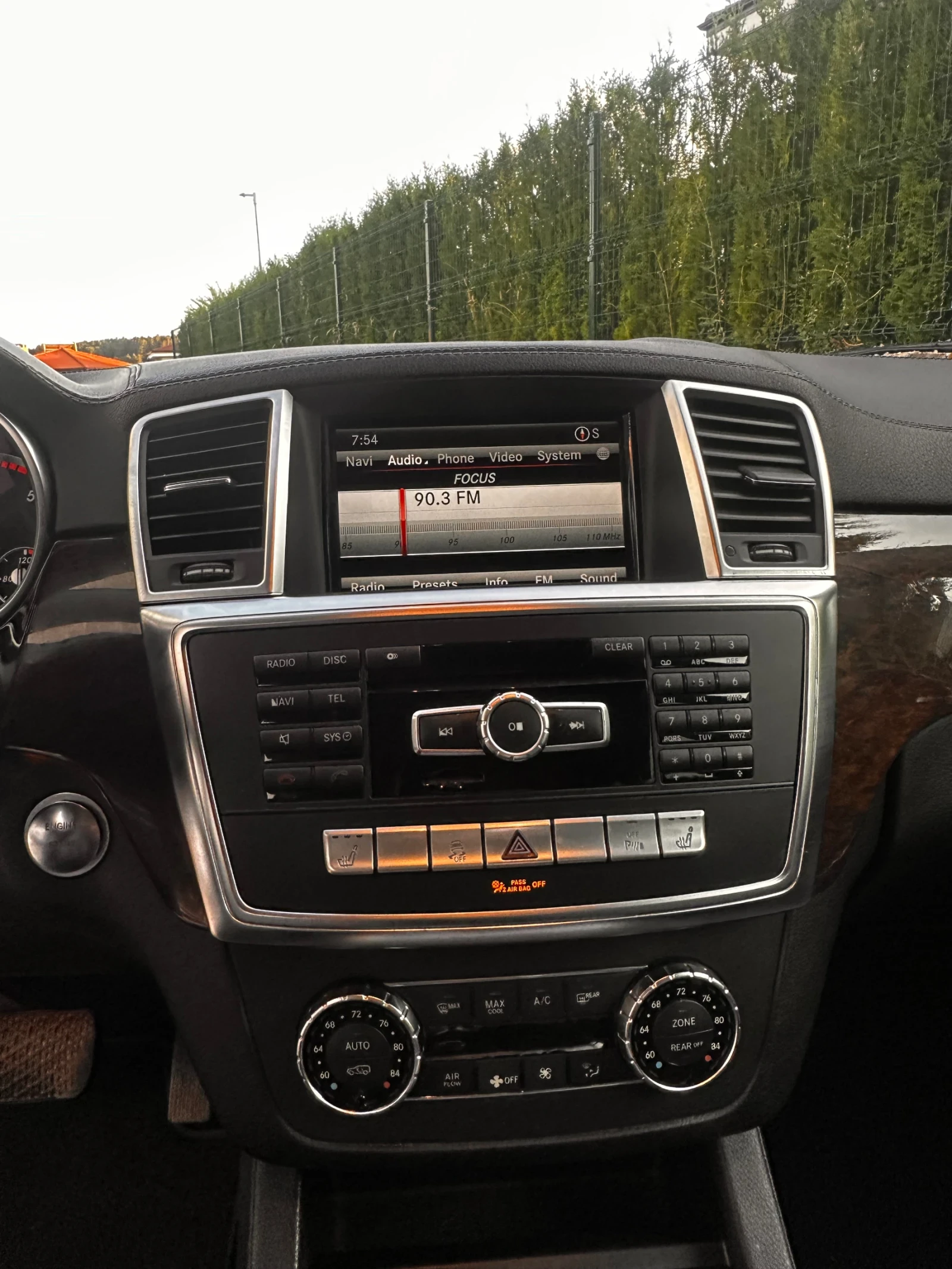 Mercedes-Benz GL 350, снимка 14 - Автомобили и джипове - 55779012