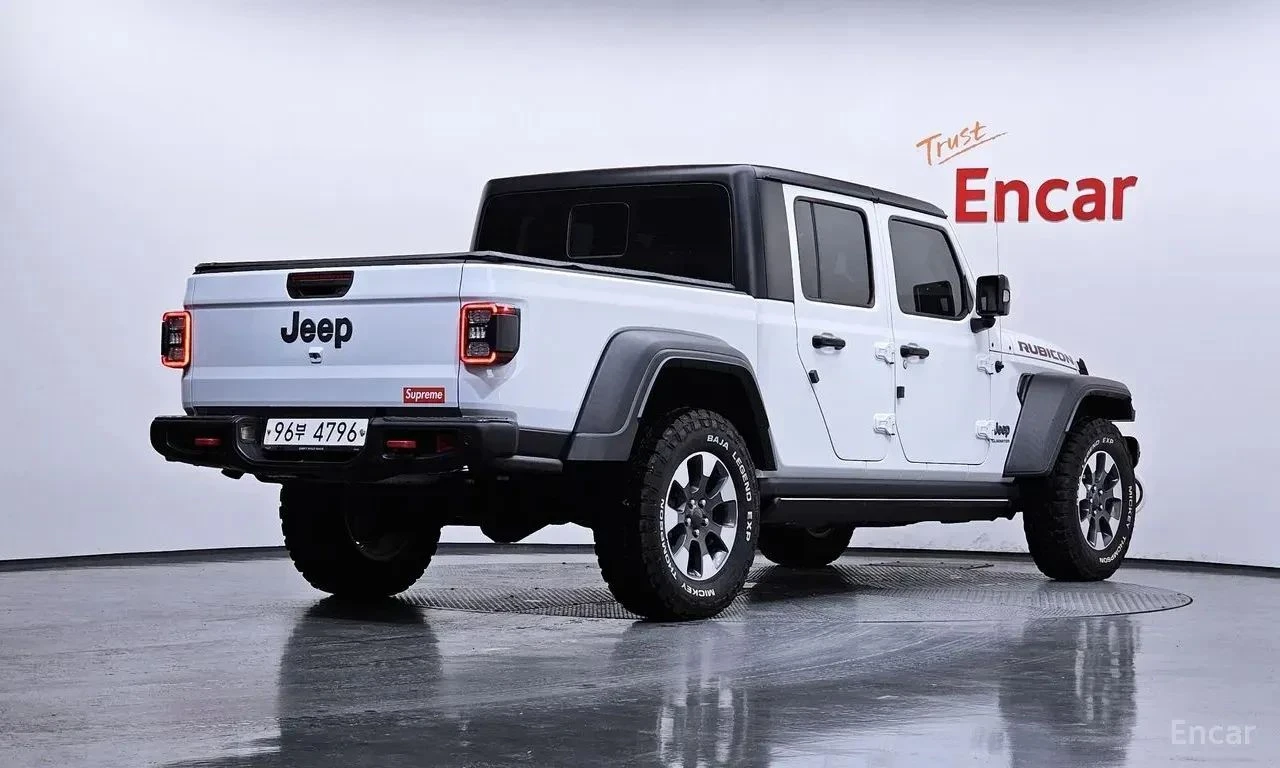 Jeep Gladiator, снимка 2 - Автомобили и джипове - 56706801