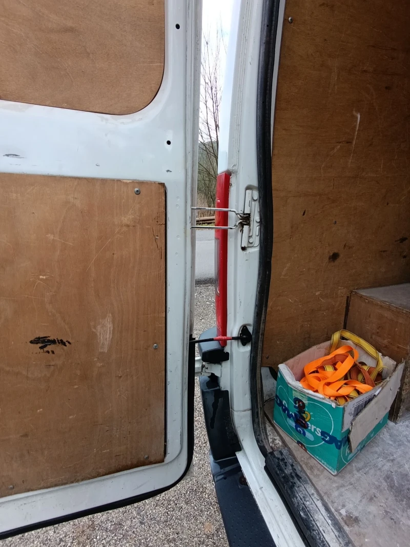 Fiat Ducato 2.8 JTD, снимка 10 - Бусове и автобуси - 52677094