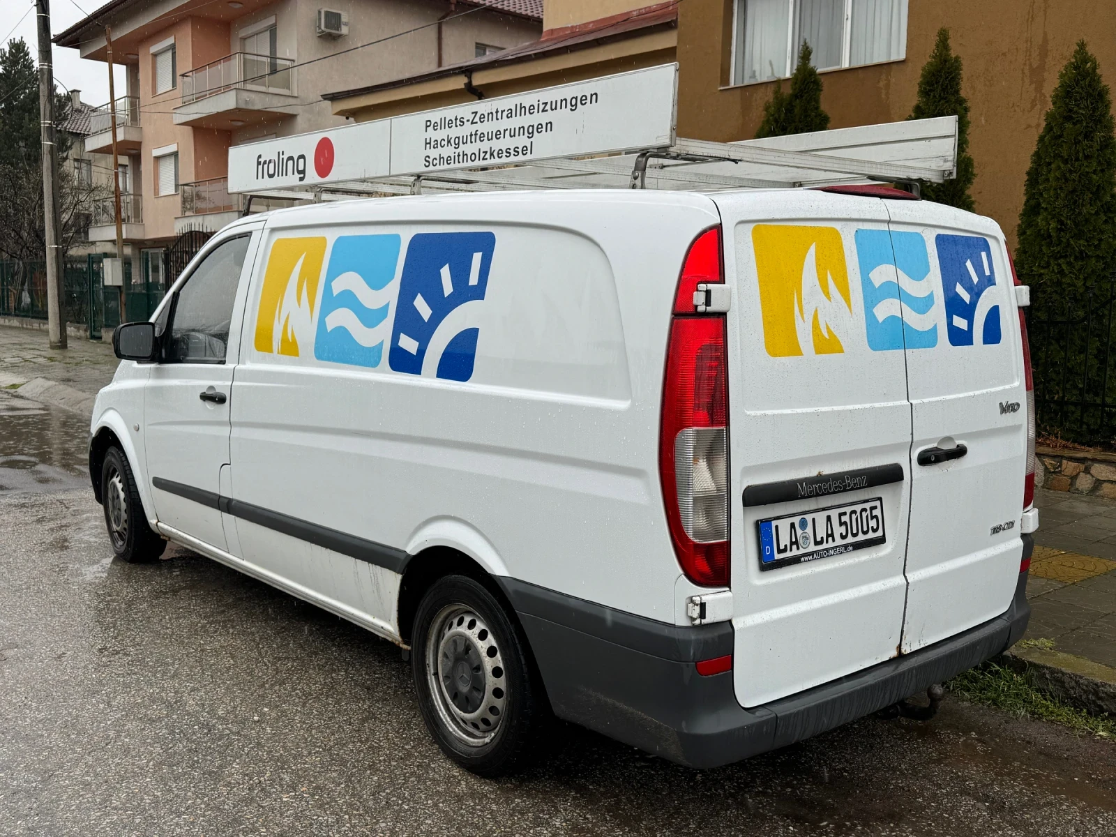 Mercedes-Benz Vito 115 Уникат Без Аналог, снимка 2 - Бусове и автобуси - 54098189