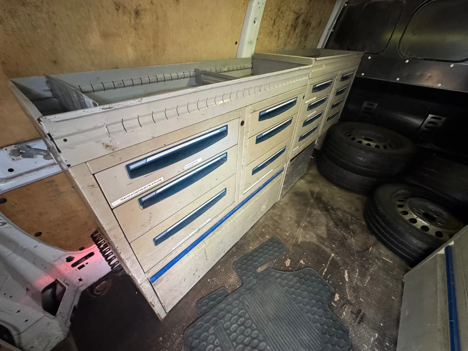 Mercedes-Benz Vito 115 Уникат Без Аналог, снимка 16 - Бусове и автобуси - 54098189