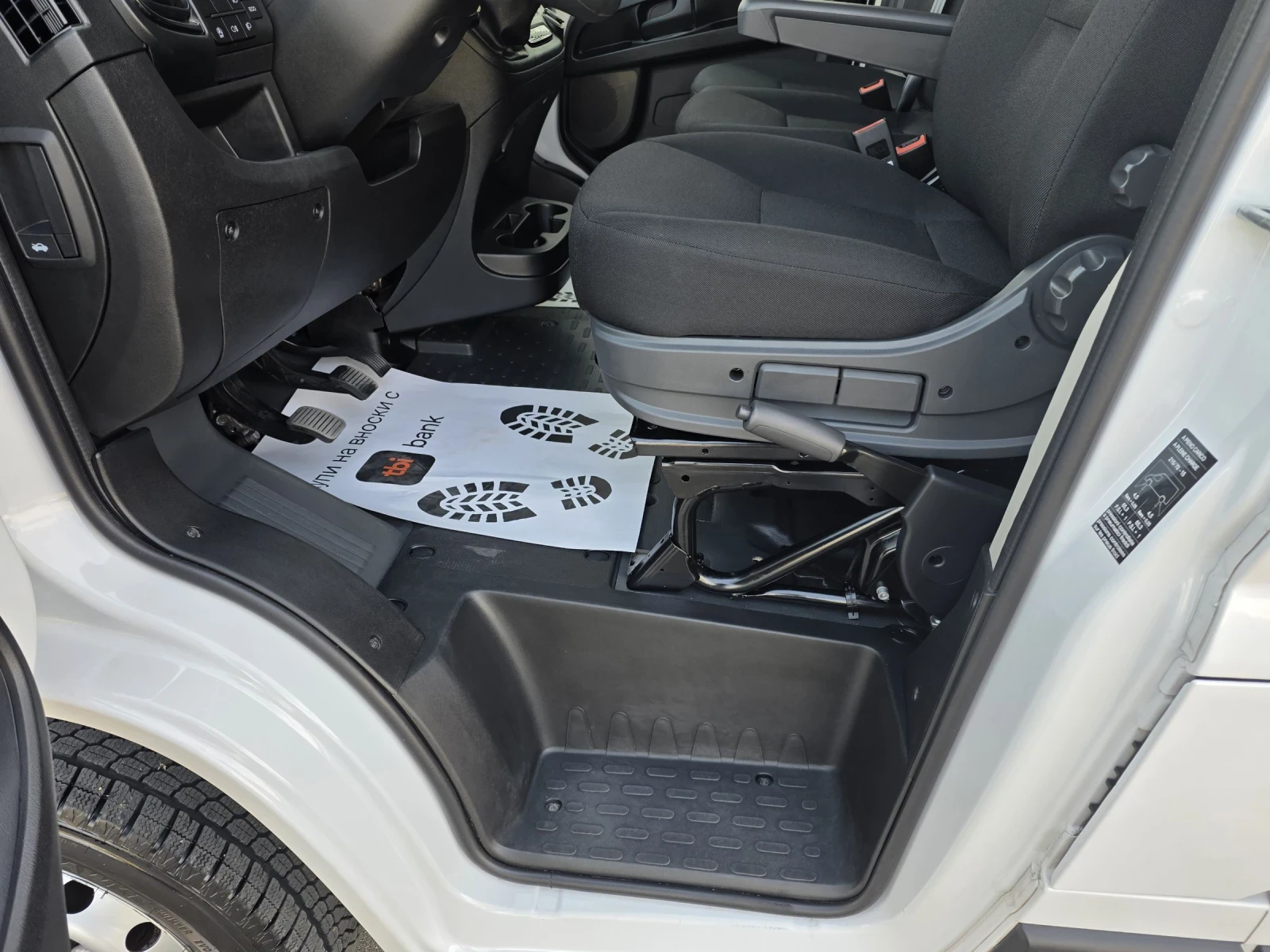 Citroen Jumper 8600км., снимка 10 - Бусове и автобуси - 54457860