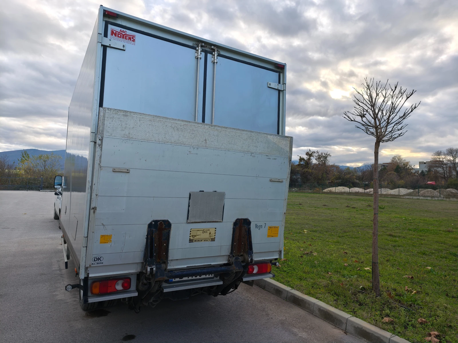 Nissan Kabstar Хладилен - изображение 2