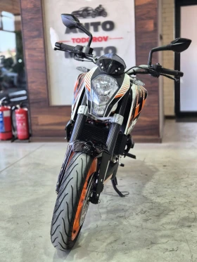 Ktm Duke 390 А2 ABS сервизна история НОВ внос от ШВЕЙЦАРИЯ!, снимка 2