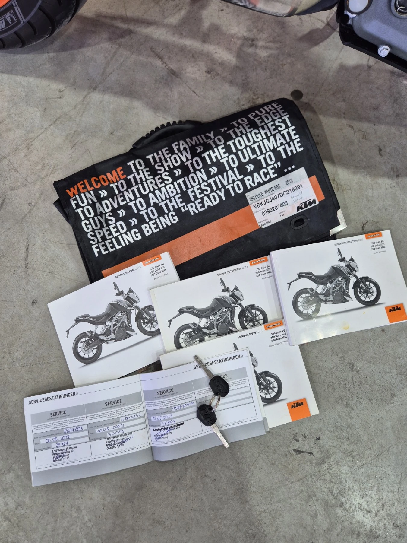 Ktm Duke 390 А2 ABS сервизна история НОВ внос от ШВЕЙЦАРИЯ!, снимка 15 - Мотоциклети и мототехника - 55786816