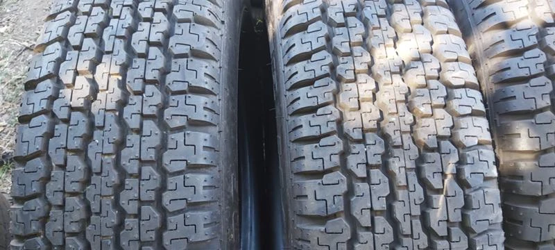 Гуми Всесезонни 205/80R16, снимка 2 - Гуми и джанти - 30388366