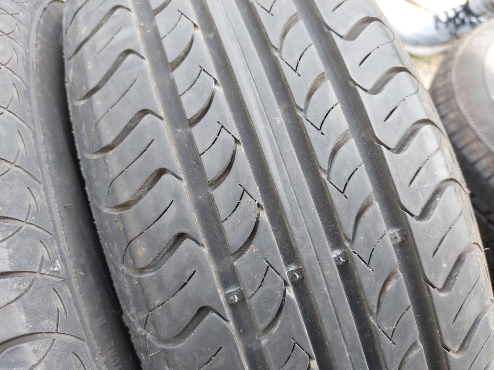 ���� 205/70R14 | Mobile.bg � ����������� 4