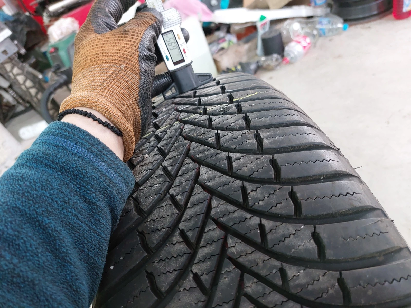 ���� 215/55R17 | Mobile.bg � ����������� 3