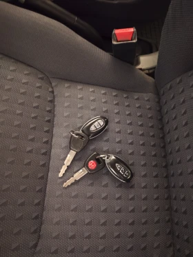 Honda Civic VII Hatchback 5D 1.6 16V (110 ) | Mobile.bg    12