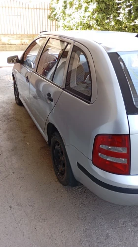 Skoda Fabia, снимка 7 - Автомобили и джипове - 53657601