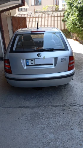 Skoda Fabia, снимка 4 - Автомобили и джипове - 53657601