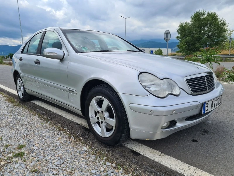 Mercedes-Benz C 180 1.8 kompressor , снимка 3 - Автомобили и джипове - 47690227