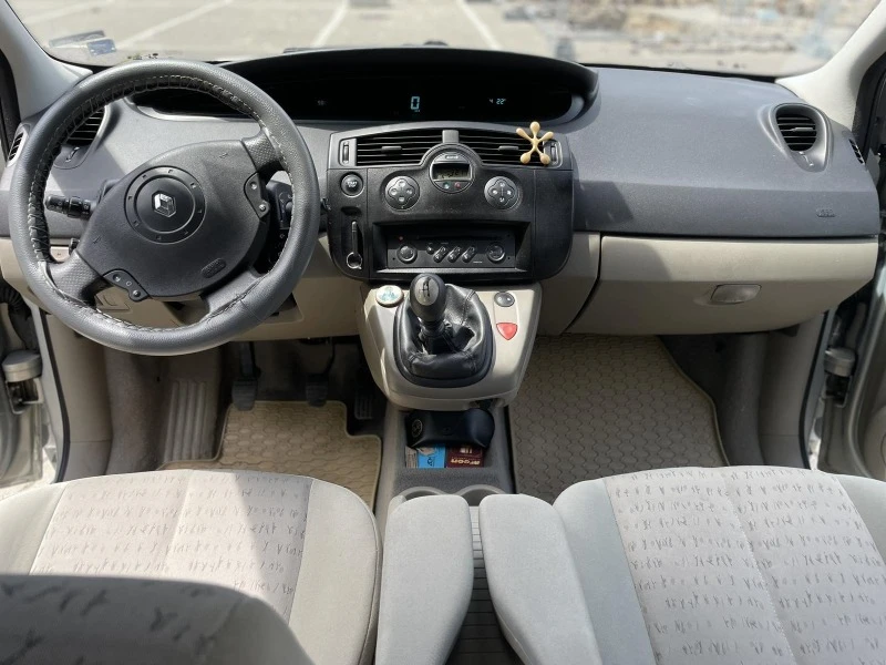 Renault Scenic 2, снимка 7 - Автомобили и джипове - 47939409