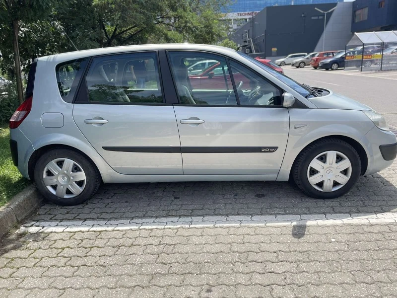 Renault Scenic 2, снимка 3 - Автомобили и джипове - 47939409