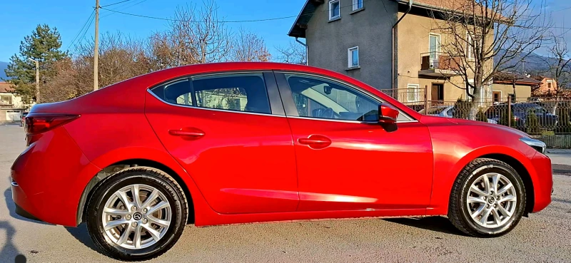 Mazda 3, снимка 10 - Автомобили и джипове - 47924687