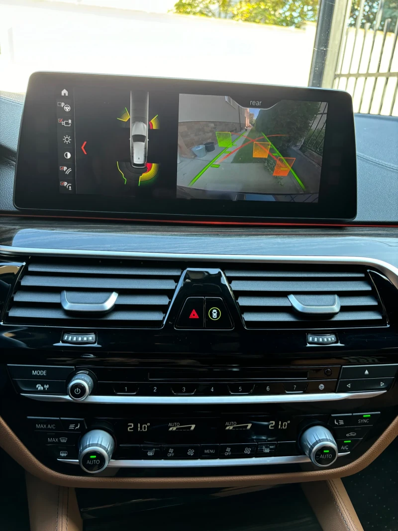 BMW 525 d* 231кс* CarPlay* full LED* Service history, снимка 16 - Автомобили и джипове - 48577361