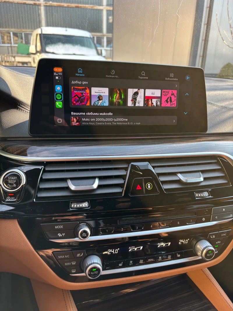 BMW 525 d* 231кс* CarPlay* full LED* Service history, снимка 15 - Автомобили и джипове - 48577361