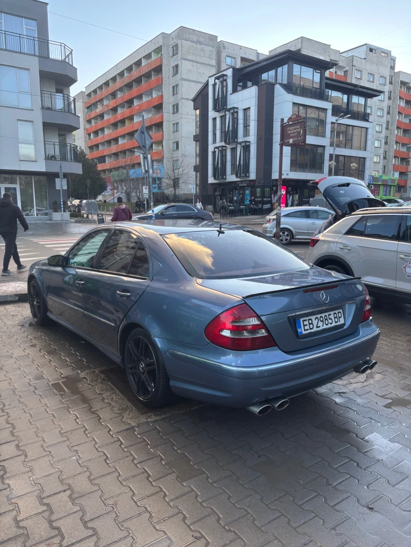 Mercedes-Benz E 500, снимка 2 - Автомобили и джипове - 48606260