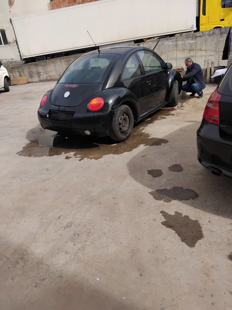 VW New beetle, снимка 2 - Автомобили и джипове - 49504535