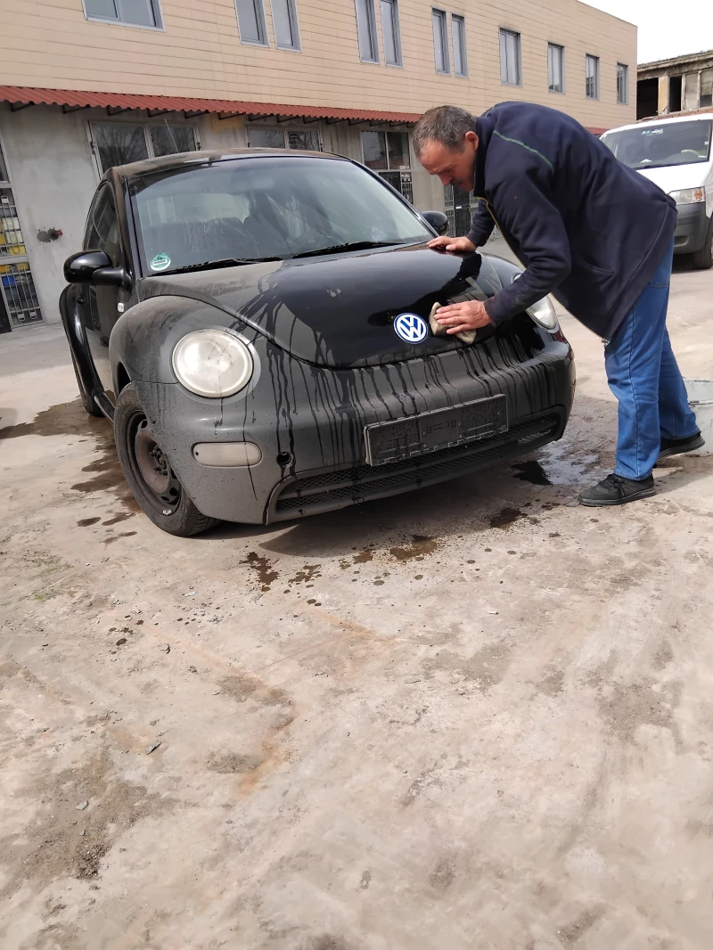 VW New beetle, снимка 1 - Автомобили и джипове - 49504535