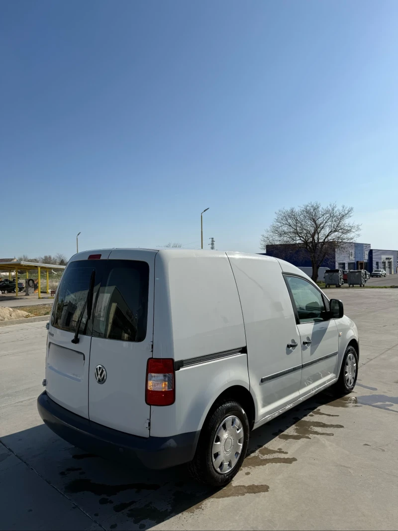 VW Caddy 2.0 SDI, снимка 6 - Автомобили и джипове - 49597122