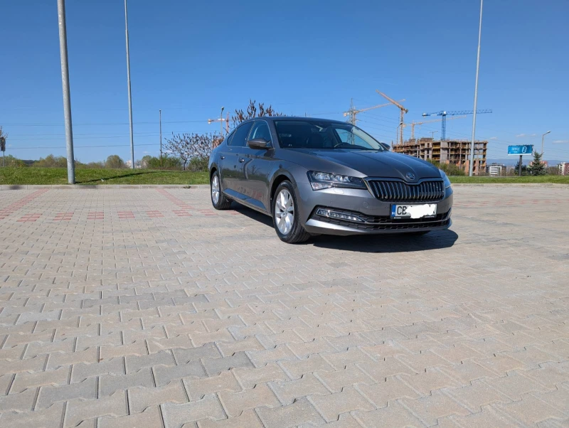 Skoda Superb, снимка 2 - Автомобили и джипове - 51090642