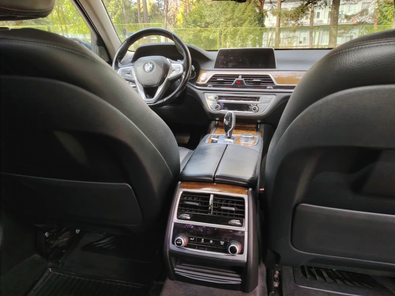 BMW 740 G11, 4x4, снимка 8 - Автомобили и джипове - 52206170