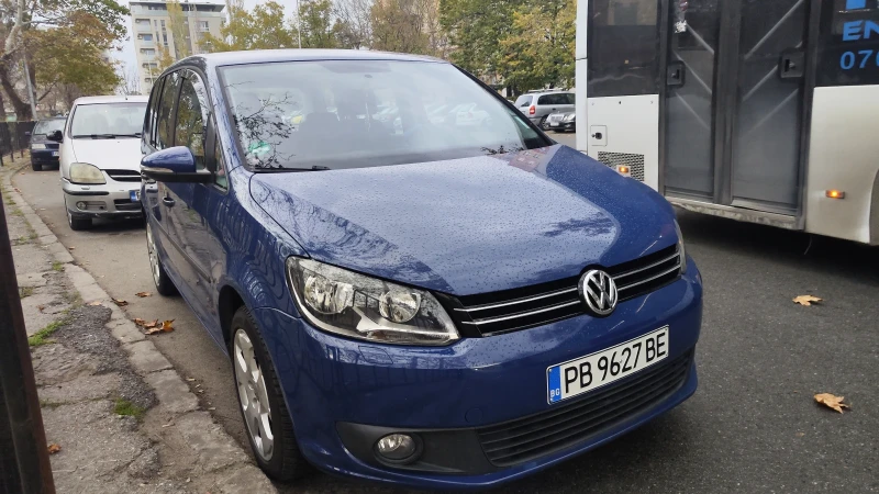 VW Touran 1, 6tdi Avtomatik Webasto от Германия , снимка 9 - Автомобили и джипове - 52861997