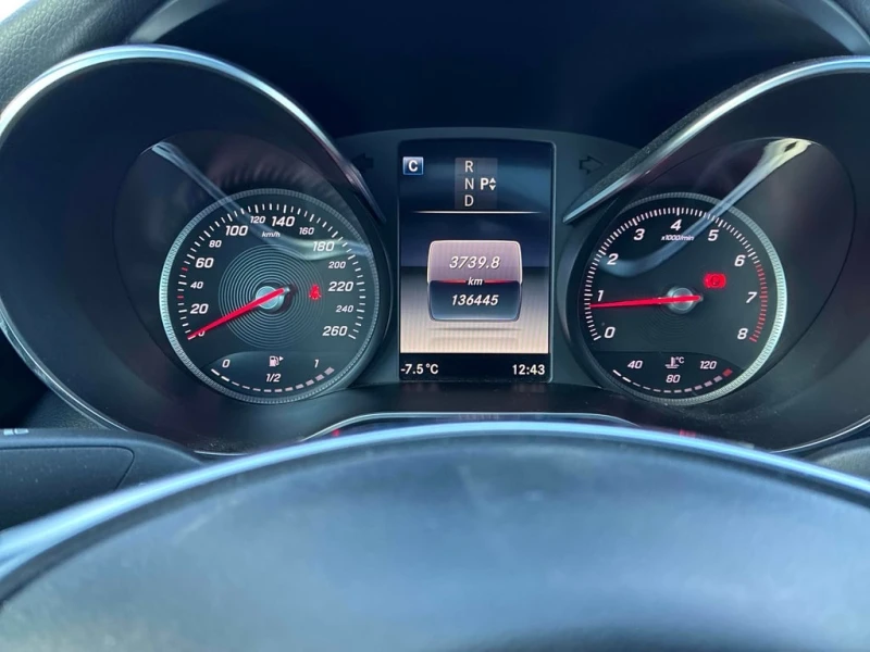 Mercedes-Benz C 300 * CARFAX * ЦЕНА ДО БГ, снимка 7 - Автомобили и джипове - 53306521