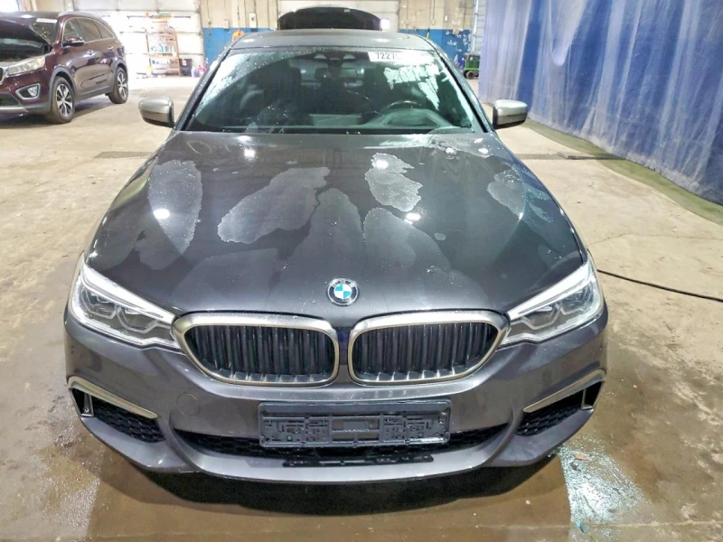 BMW 550 M550XI* Harman Kardon* Подгреви* Амбиент* , снимка 5 - Автомобили и джипове - 53416298