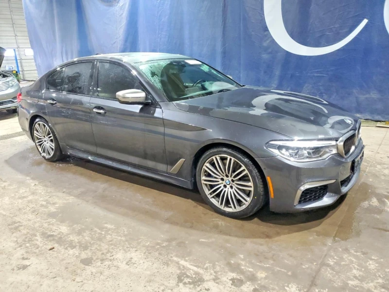 BMW 550 M550XI* Harman Kardon* Подгреви* Амбиент* , снимка 4 - Автомобили и джипове - 53416298