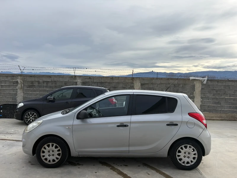 Hyundai I20 1.2 ГАЗ 4 цилиндъра , снимка 7 - Автомобили и джипове - 53598095