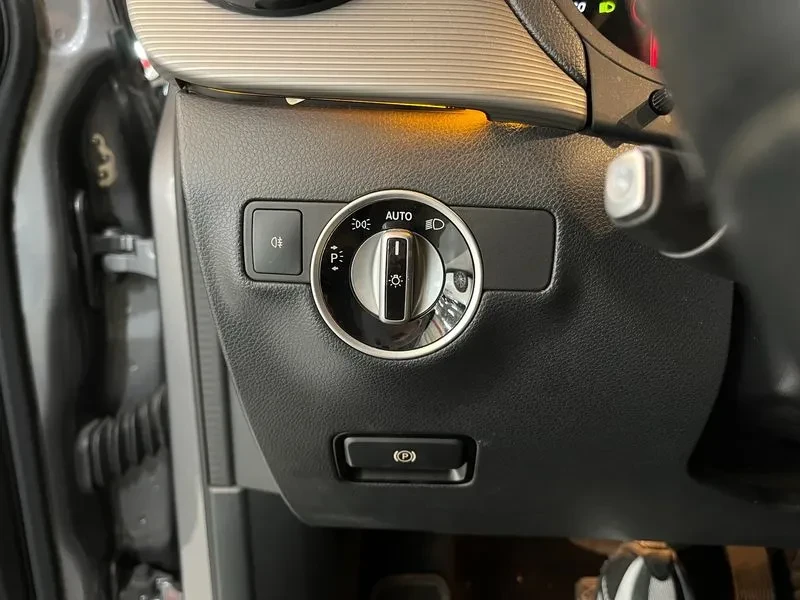 Mercedes-Benz B 200 2.0, снимка 9 - Автомобили и джипове - 54278399