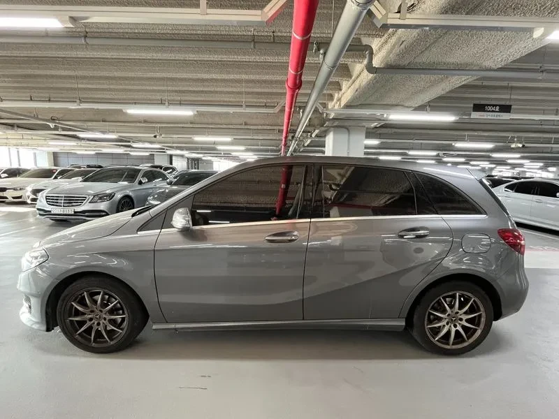 Mercedes-Benz B 200 2.0, снимка 7 - Автомобили и джипове - 54278399