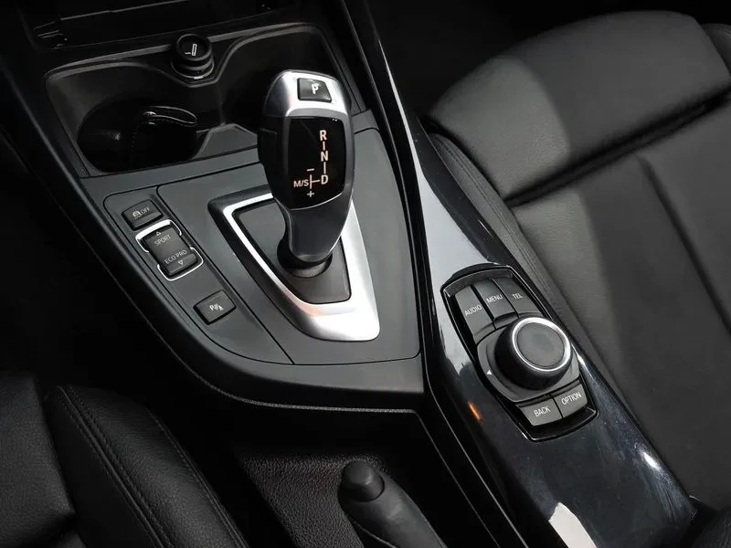 BMW 116, снимка 9 - Автомобили и джипове - 55348257