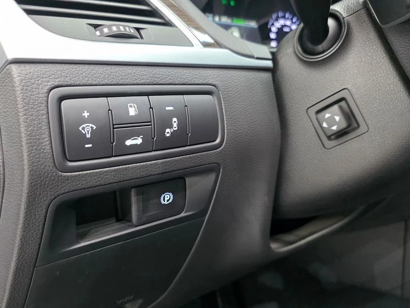 Genesis G80 3.3 Automatic, снимка 9 - Автомобили и джипове - 55598979