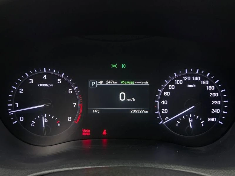 Genesis G80 3.3 Automatic, снимка 12 - Автомобили и джипове - 55598979
