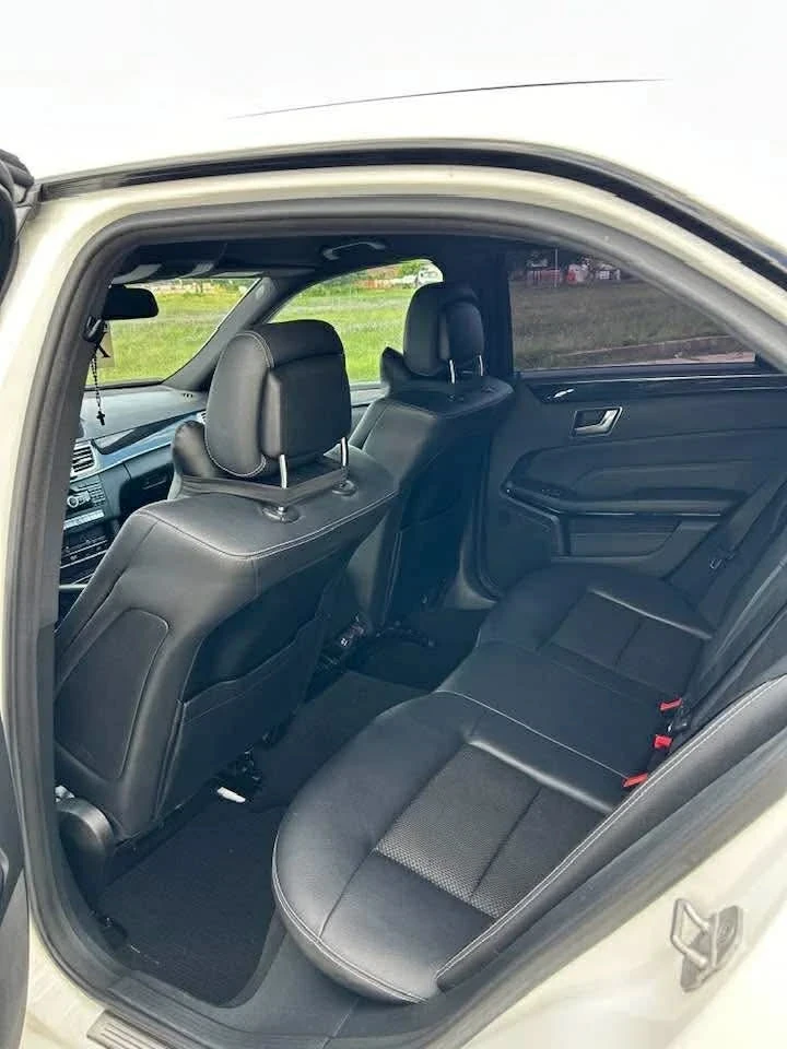 Mercedes-Benz E 350 Mercedes-Benz E 350 BlueTEC 4MATIC V6 , снимка 10 - Автомобили и джипове - 56085256