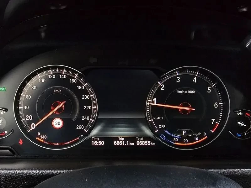 BMW 330, снимка 7 - Автомобили и джипове - 56723969