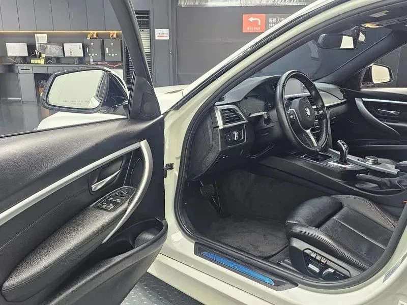 BMW 330, снимка 9 - Автомобили и джипове - 56723969