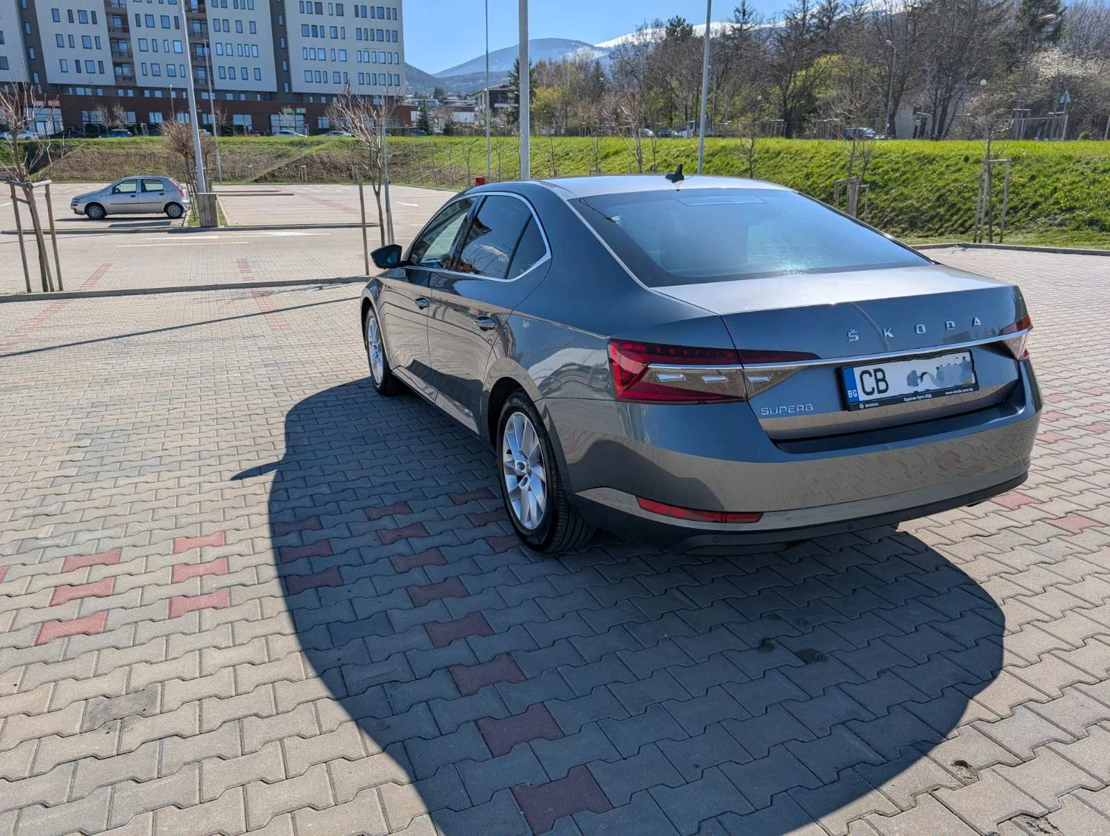 Skoda Superb  - изображение 3