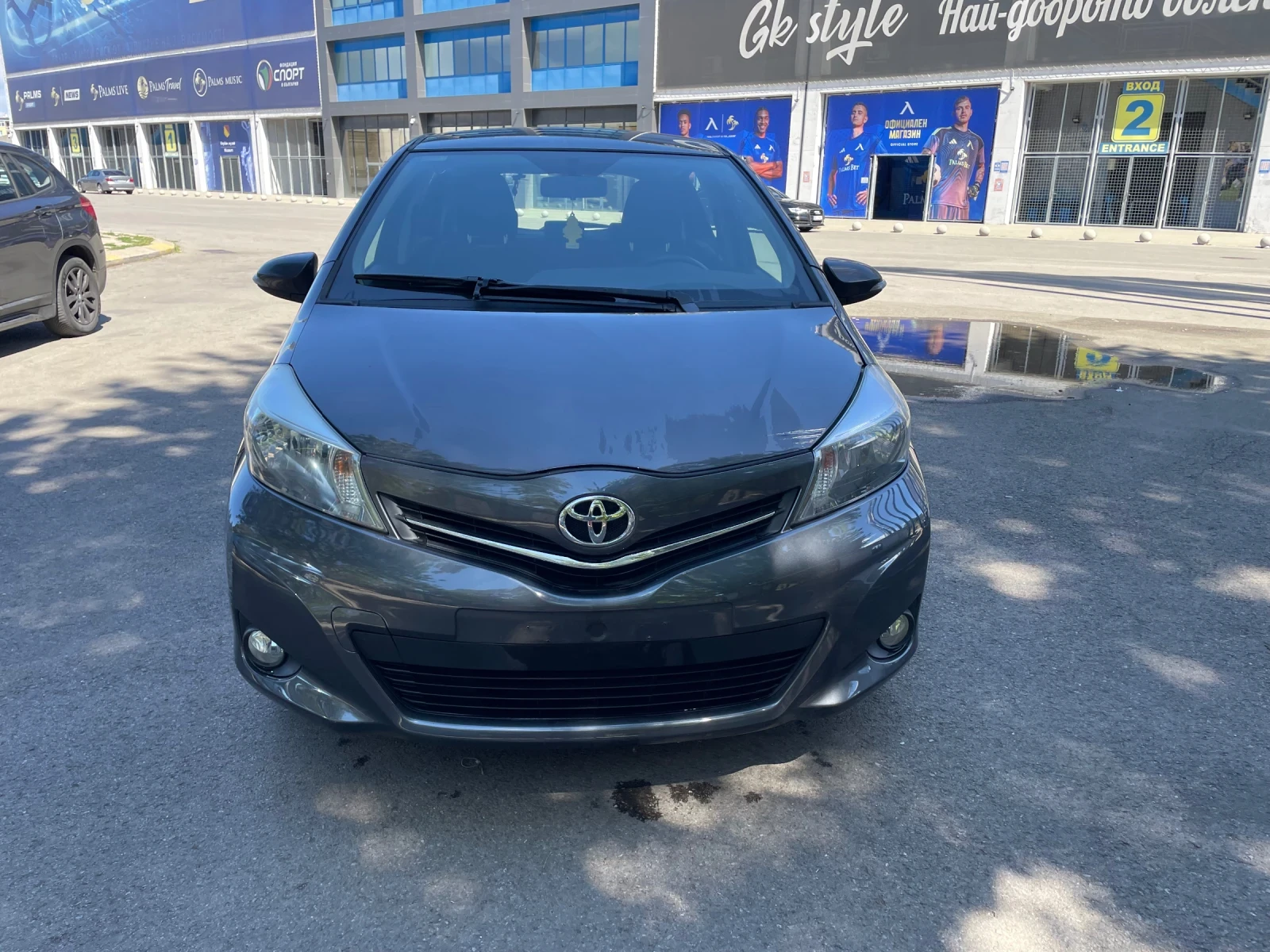 Toyota Yaris 1.0I VVTI SPORT - изображение 2