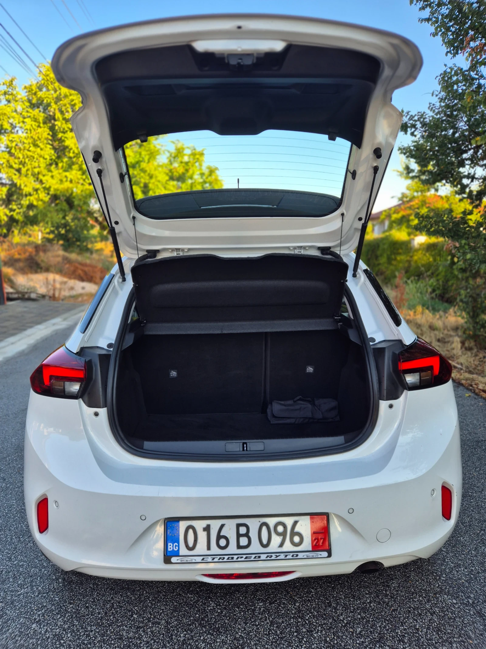 Opel Corsa 1.5D-102кс/20г. - изображение 6
