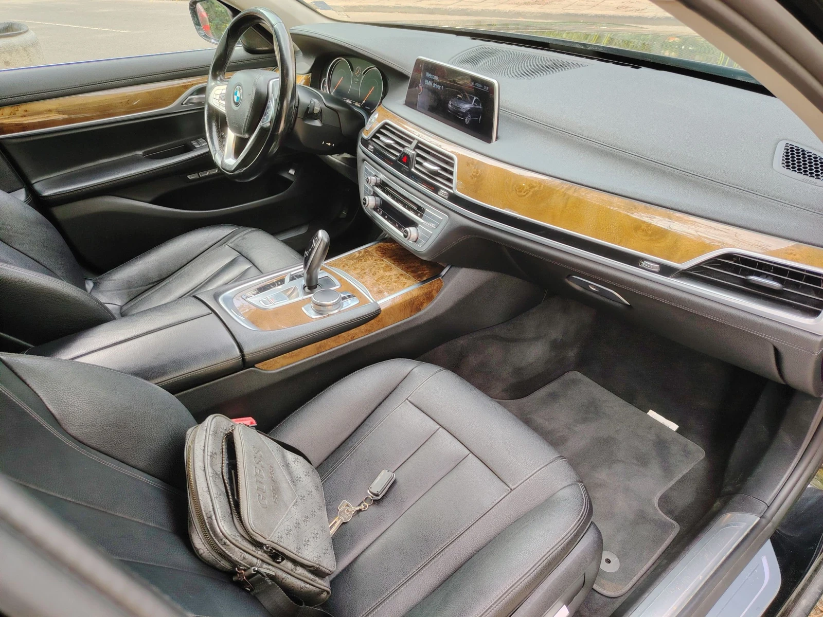 BMW 740 G11 - изображение 10