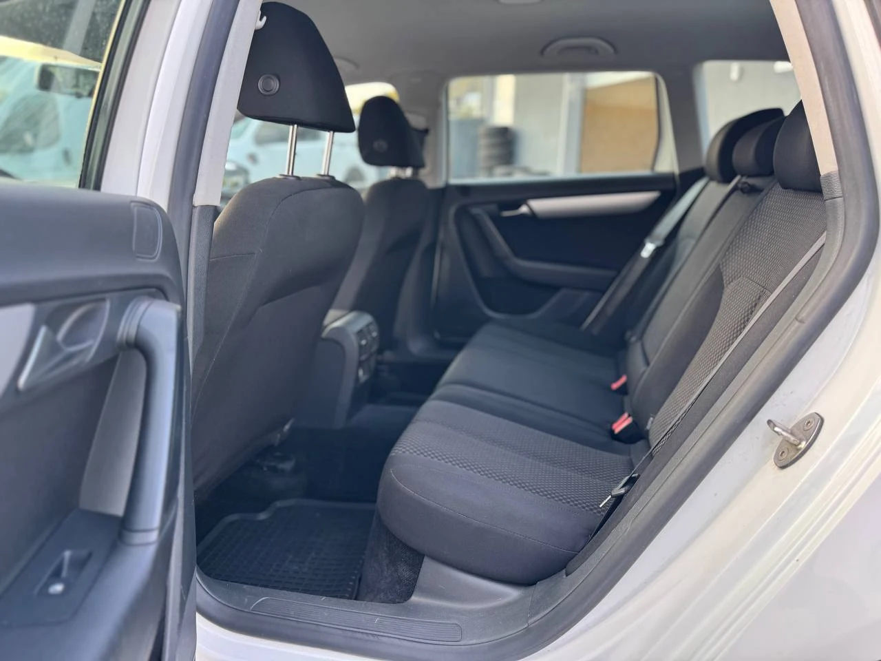 VW Passat 2.0TDI | Mobile.bg — изображение 14
