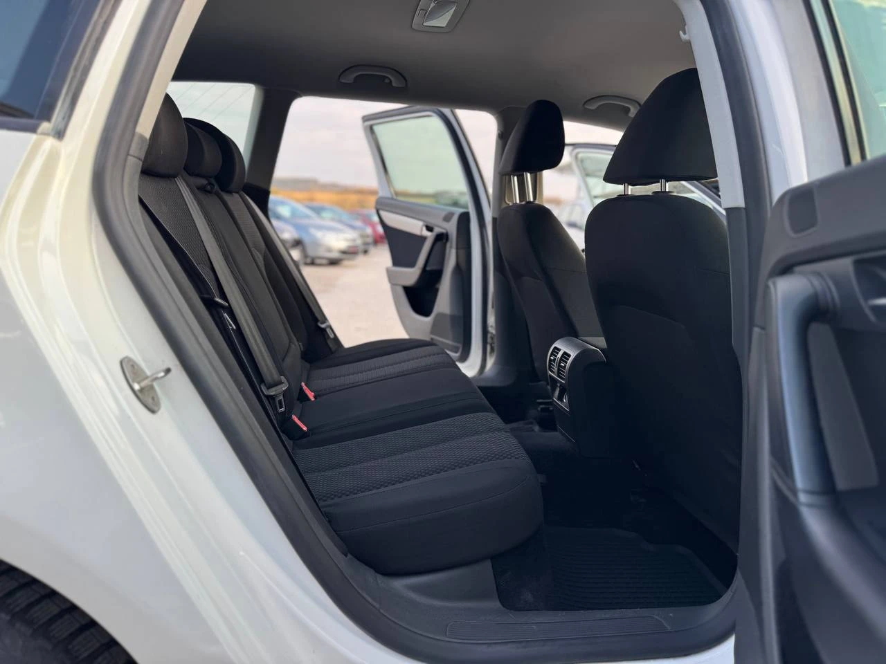 VW Passat 2.0TDI | Mobile.bg — изображение 15