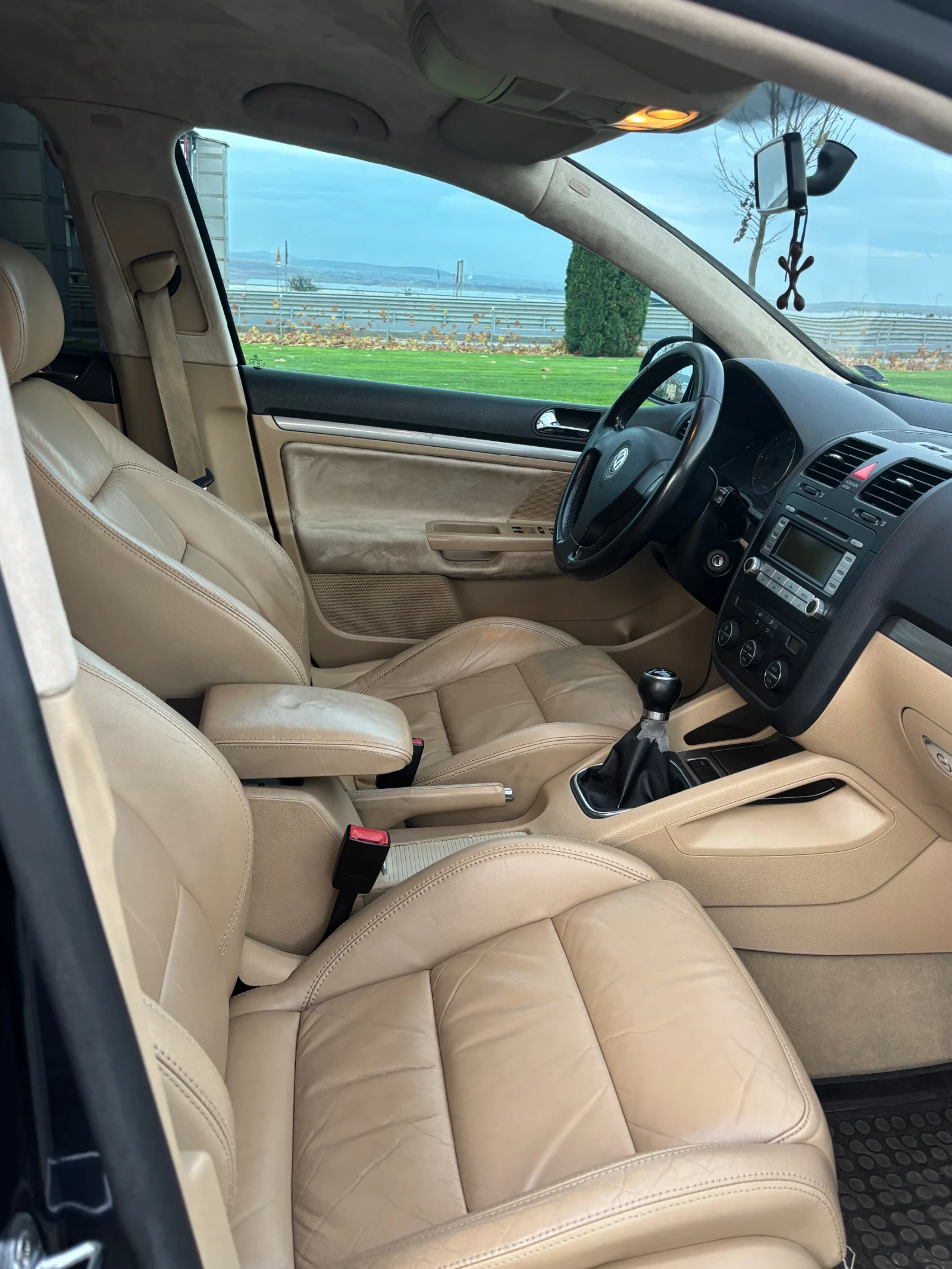 VW Golf TDI 105 BXE 6  | Mobile.bg   14