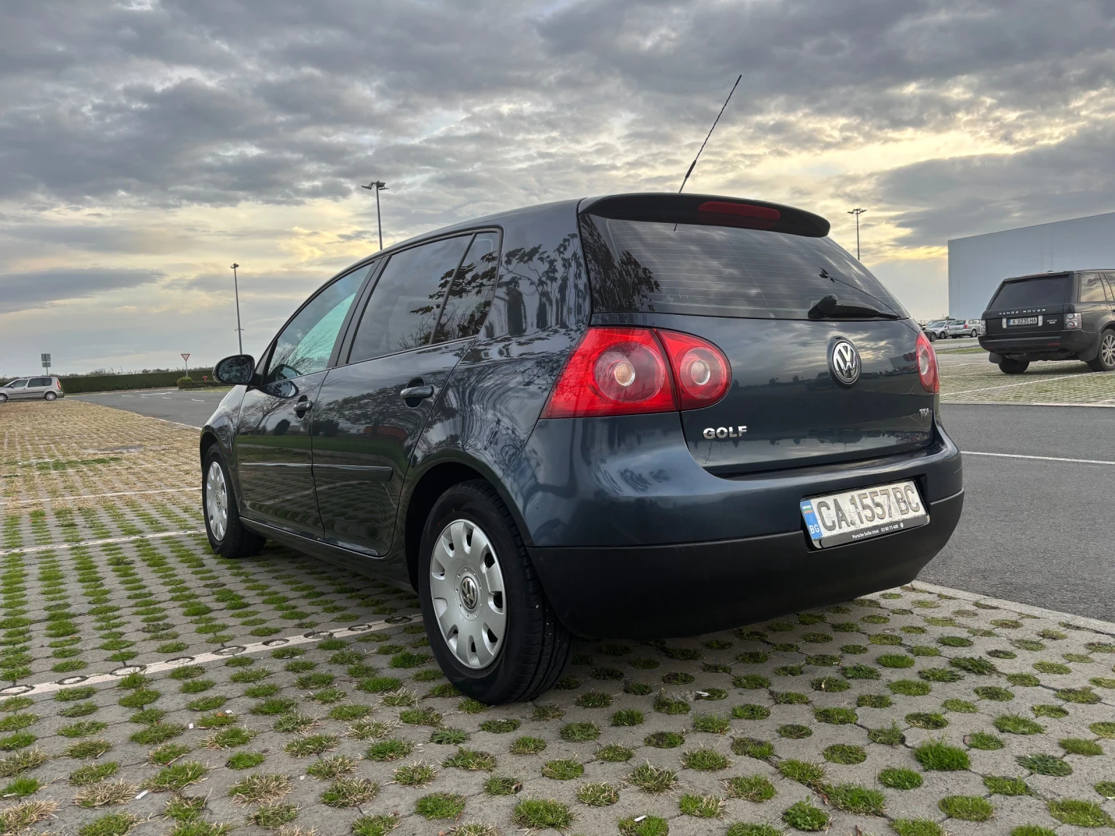 VW Golf TDI 105 BXE 6  | Mobile.bg   4
