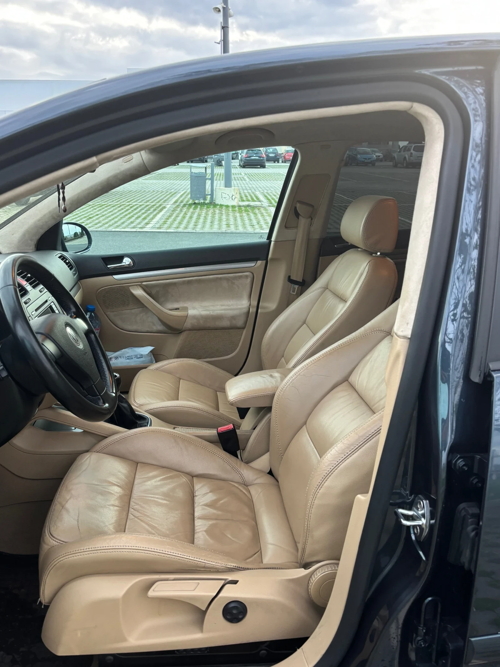 VW Golf TDI 105 BXE 6  | Mobile.bg   9