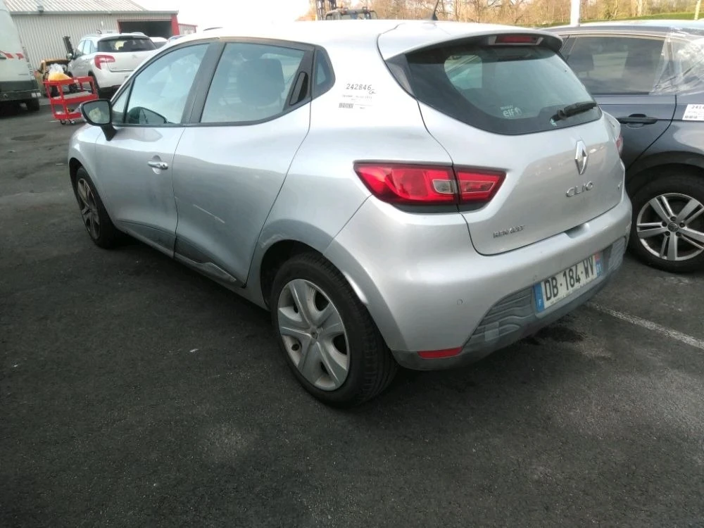 Renault Clio 1.5 - изображение 4